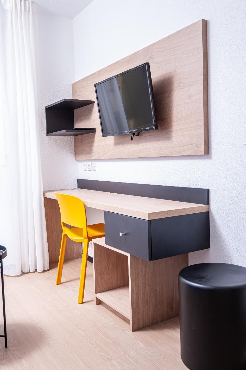 Le Hueb Aparthotel 3*